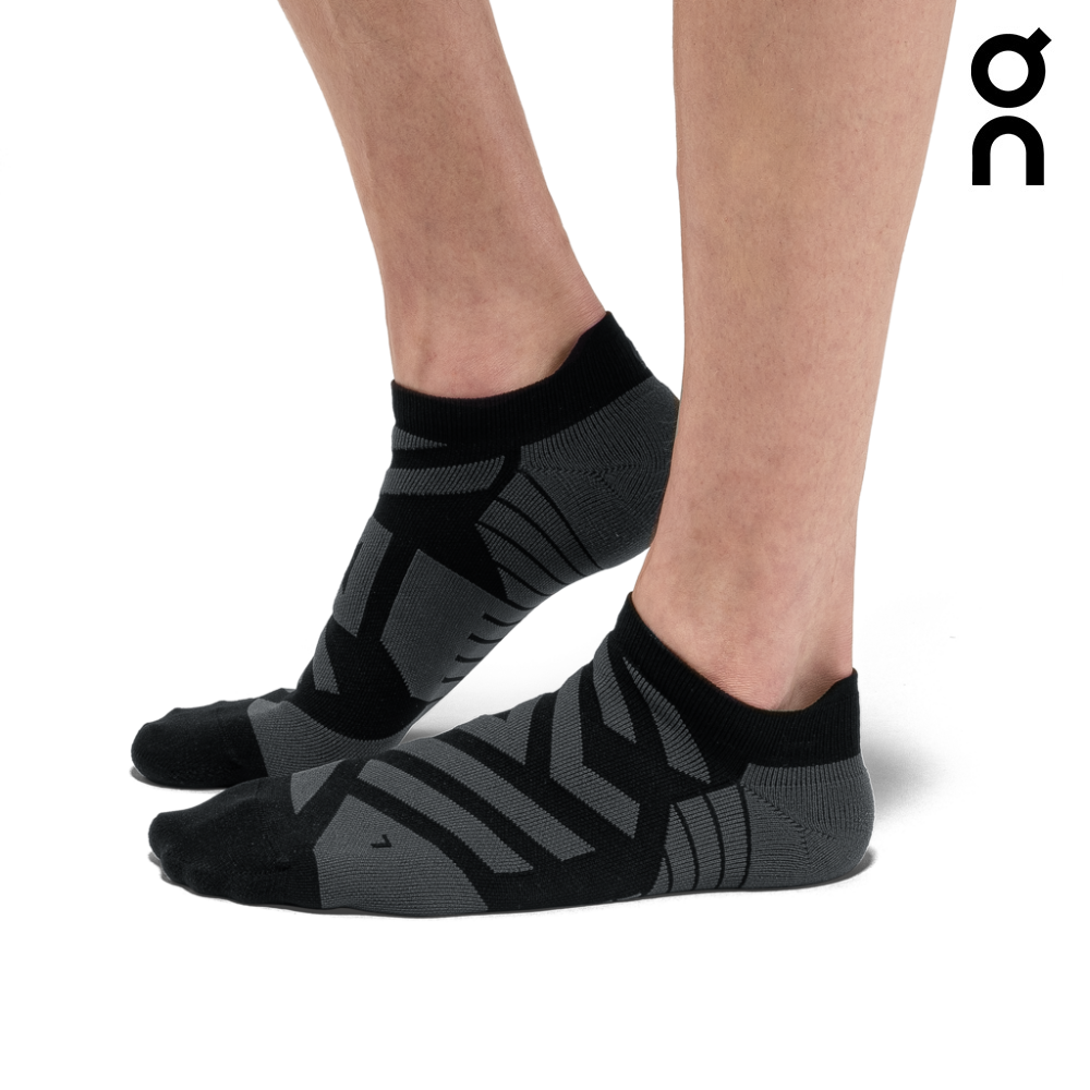 On Running Men Performance Low Sock - Black / Shadow