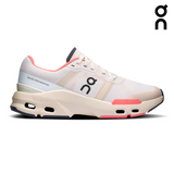 On Running Women Cloudpulse - Cream / Salmon