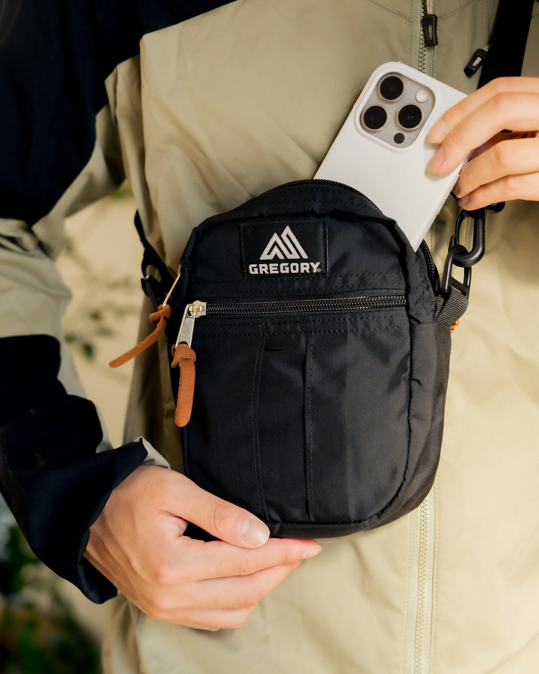 バッグ NEIGHBORHOOD X GREGORY QUICK POCKET M Neighborhood Quick Pocket M Bag x Gregory in Black | SVD USA