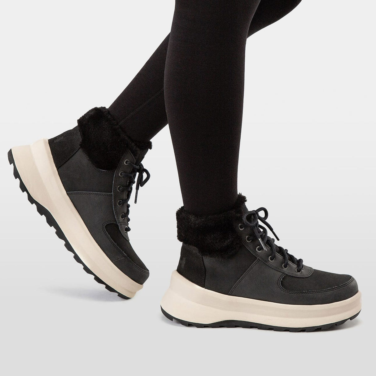 Helly Hansen Women Marcellina Insulated Winter Boots - Black / Snow