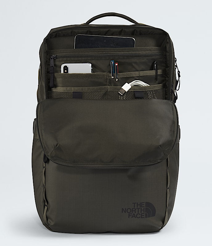 The North Face Base Camp Voyager Daypack - New Taupe Green / TNF Black