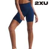 2XU Women Form Stash Hi-Rise Bike Shorts - Midnight / Midnight