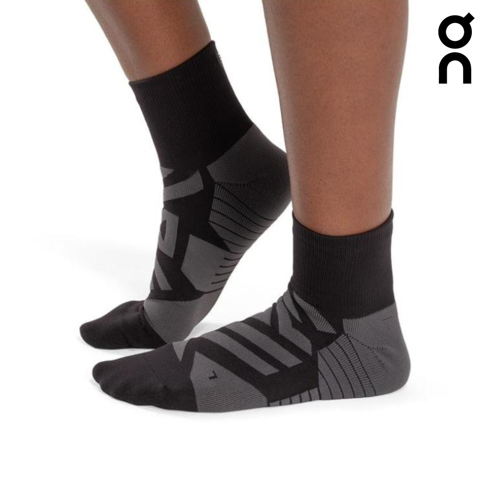 On Running Women Performance Mid Sock - Black / Shadow