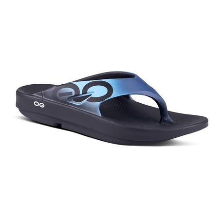 Shop OOFOS: Comfortable Recovery Footwear, Sandals, Shoes, Slides in Singapore | Liv Activ OOriginal Ooahh