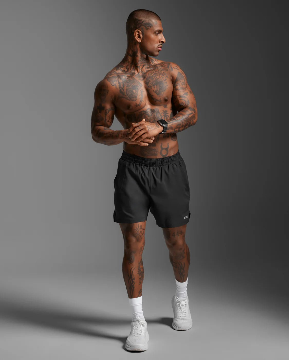 Explore 2XU Men Aero 5 Inch Shorts - Black / Silver Reflective for trail, outdoor & lifestyle use | Liv Activ Singapore