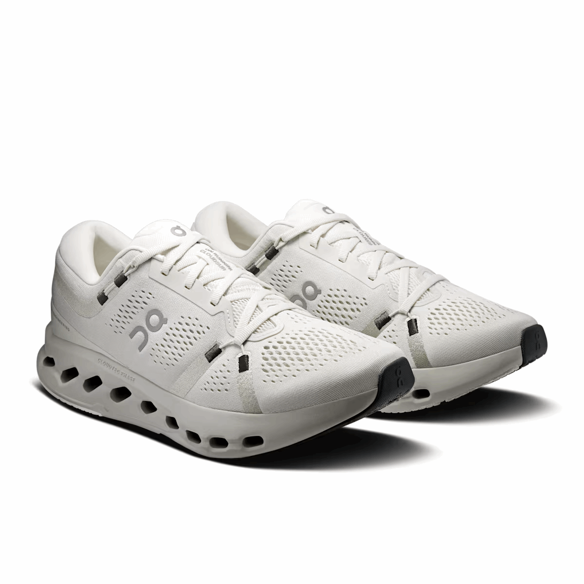 Explore On Men Cloudsurfer 2 - Ivory / Iceberg for trail, outdoor & lifestyle use | Liv Activ Singapore