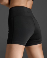 2XU Women Form Soft Touch Hi-Rise Compression Shorts - Black / Black