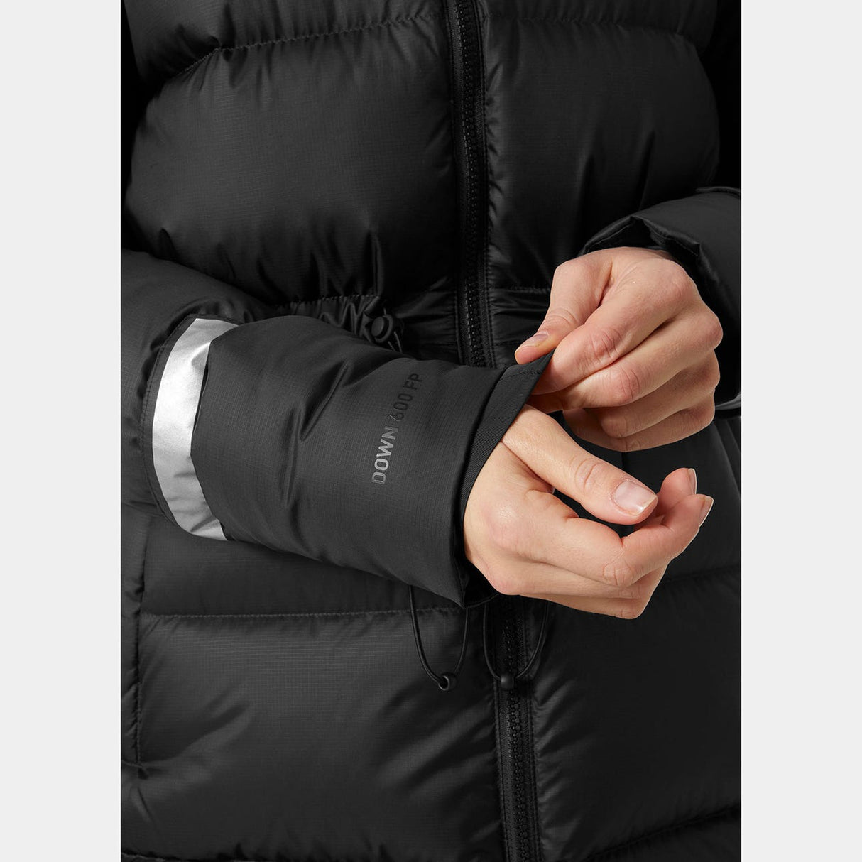 Helly Hansen Women Essence Down Parka - Black